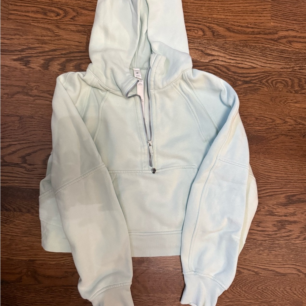 Lululemon Scuba Half Zip Cropped